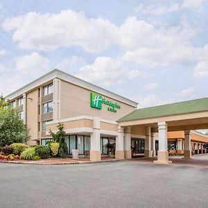 Holiday Inn & Suites Parsippany Fairfield, An Ihg Hotel